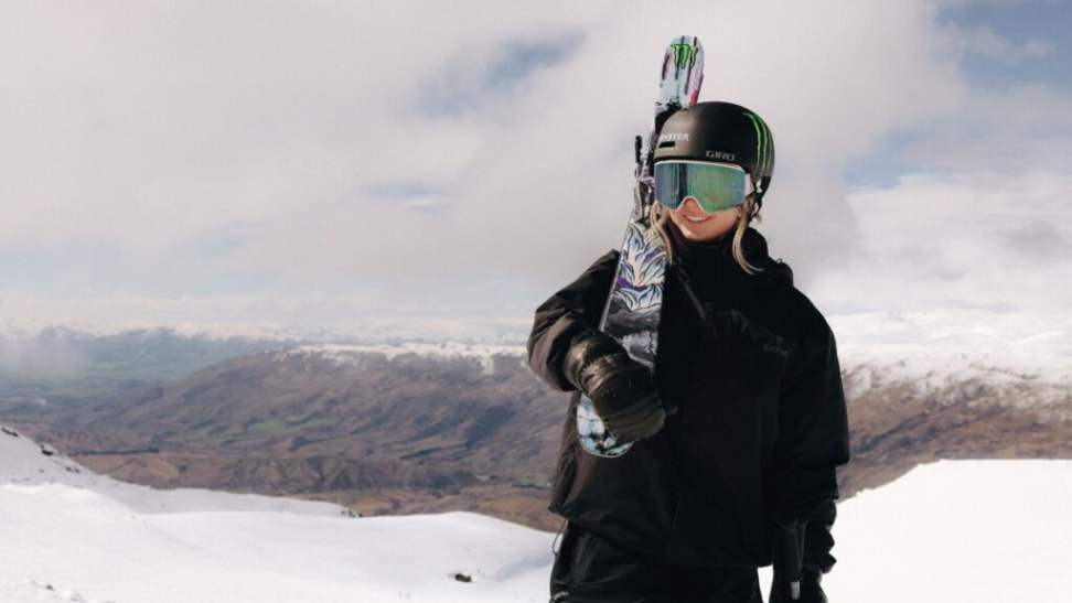 Oldham wins bronze in Italy