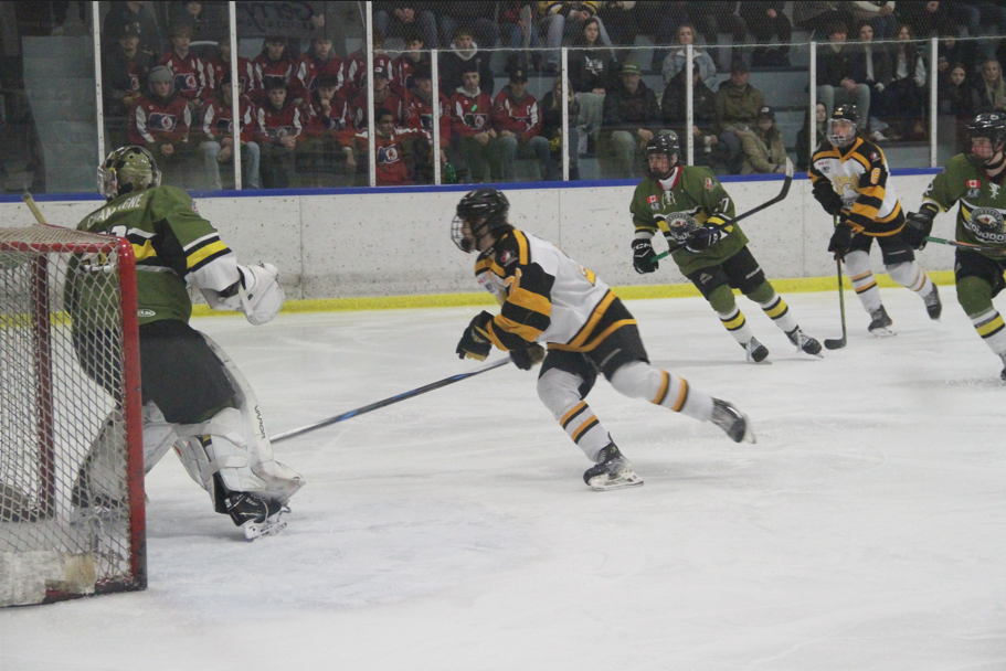 Eagles outlast Voodoos in series opener