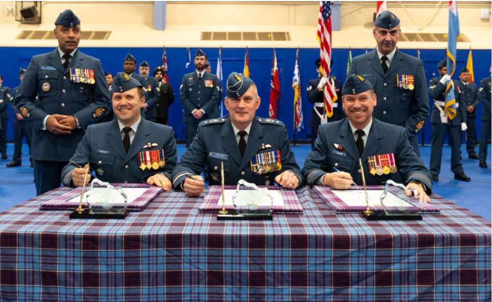 New commander for 22 Wing