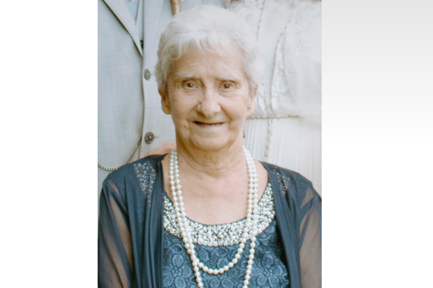Yvonne Dufoe (née Morin)