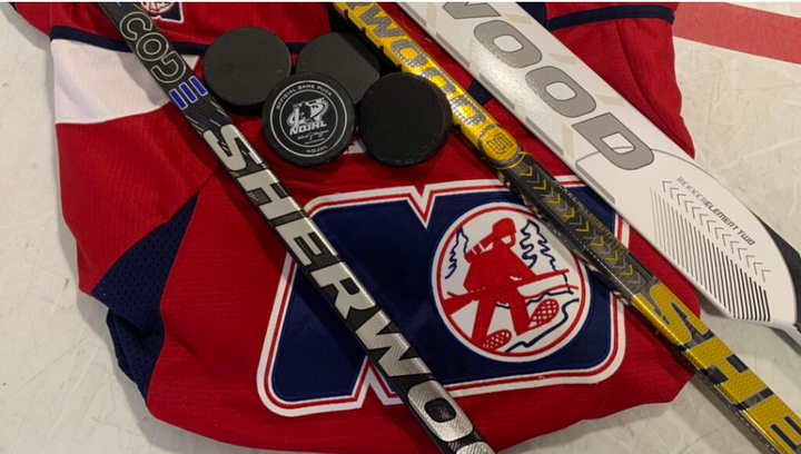 Trappers win opener at Central Region Championship